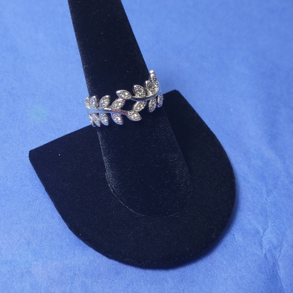 ❤ STERLING SILVER RING SIZE 6 - Picture 5 of 8